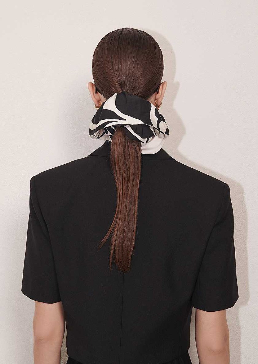 TARA JARMON Chouchou Ecru With Black Flowers Scrunchie Accessories